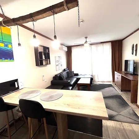 Private Luxury
